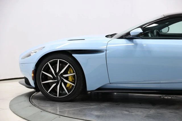 2018 Aston Martin DB11 V12 - Image 10 of 31