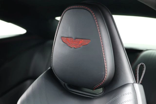 2018 Aston Martin DB11 V12 - Image 17 of 31