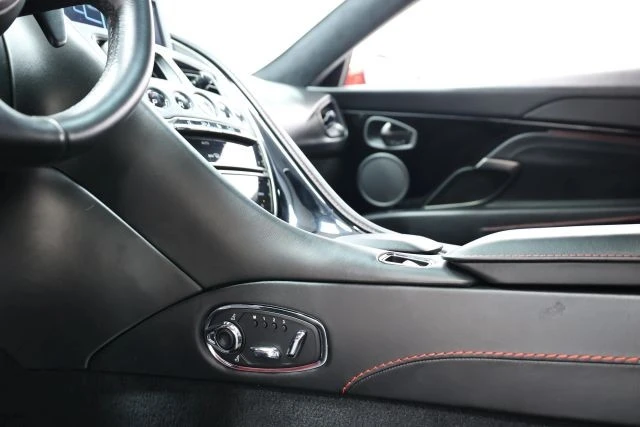2018 Aston Martin DB11 V12 - Image 23 of 31