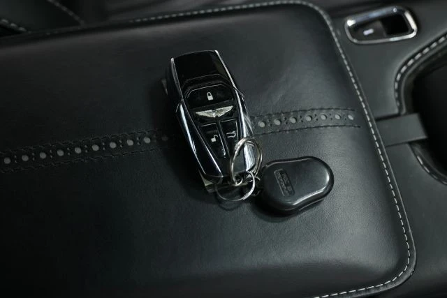 2018 Aston Martin DB11 V12 - Image 6 of 12