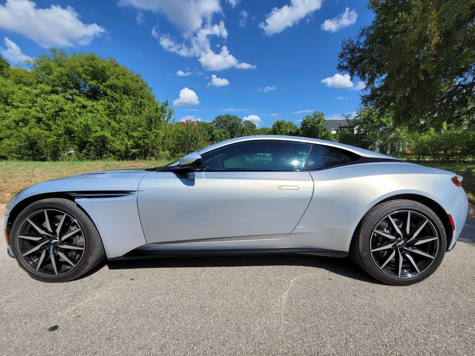 2018 Aston Martin DB11 V12 - Image 2 of 31