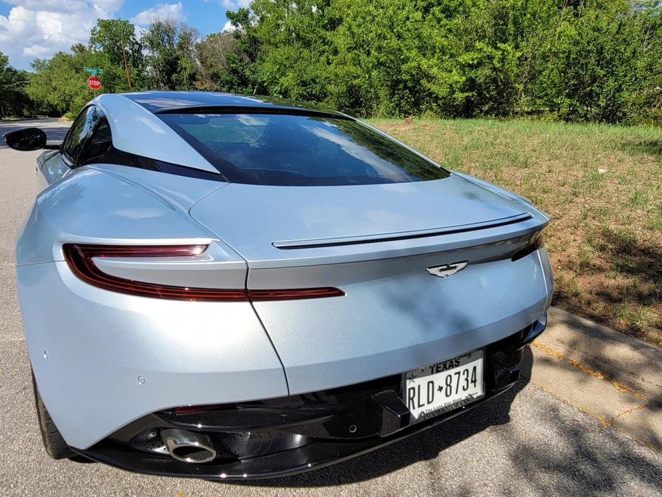 2018 Aston Martin DB11 V12 - Image 14 of 31