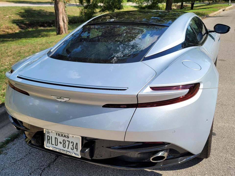 2018 Aston Martin DB11 V12 - Image 16 of 31
