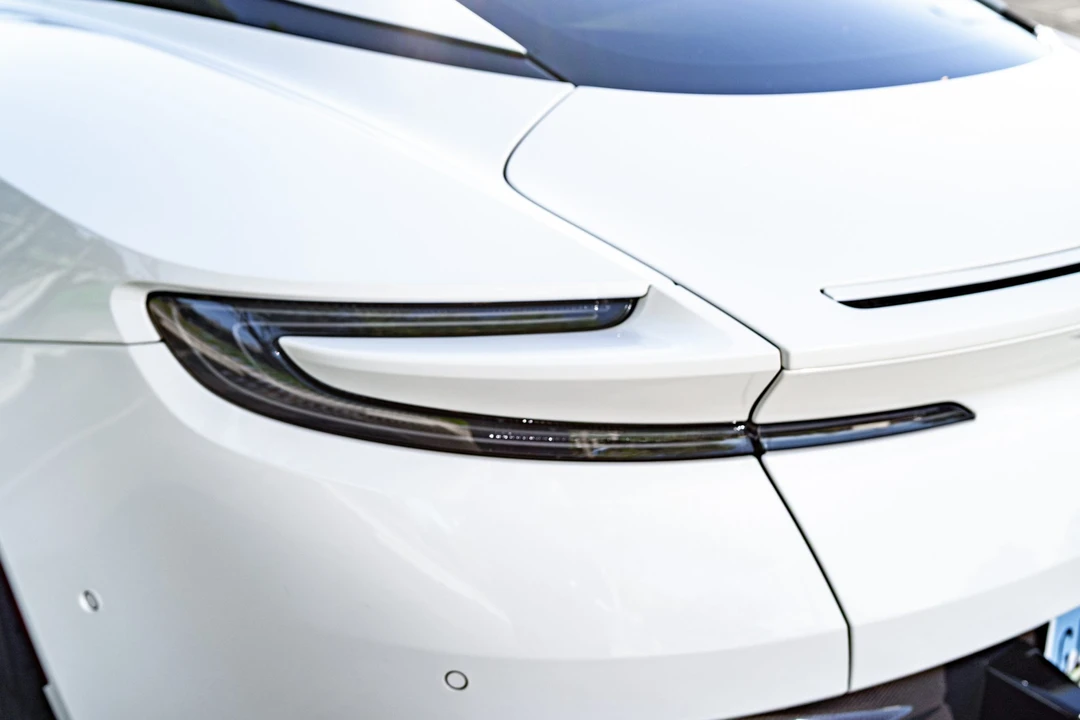 2018 Aston Martin DB11 V12 - Image 20 of 31