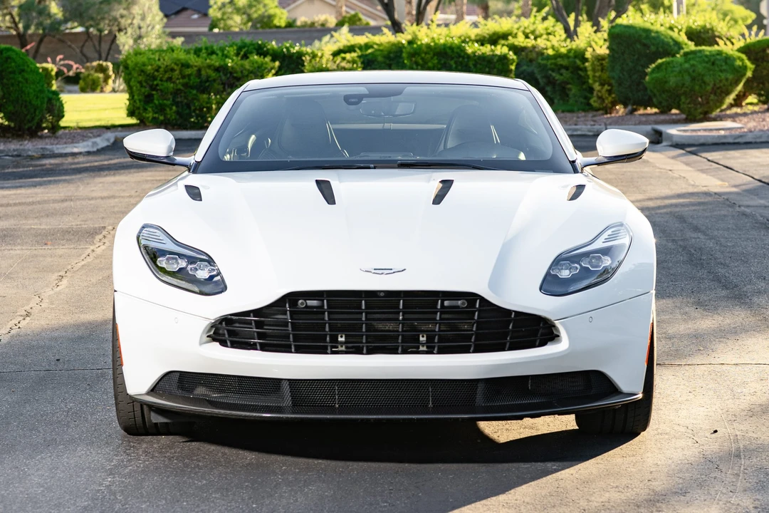 2018 Aston Martin DB11 V12 - Image 3 of 31