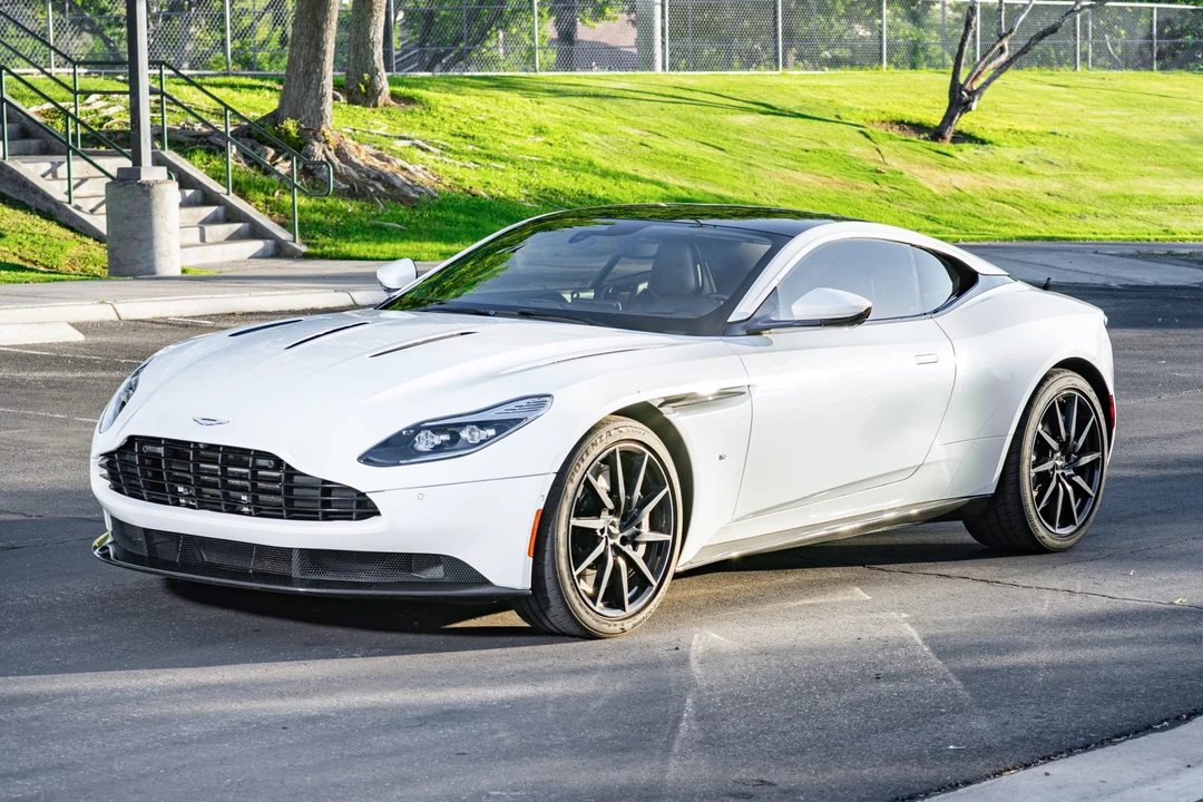 2018 Aston Martin DB11 V12 - Image 2 of 31