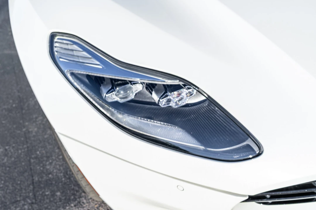 2018 Aston Martin DB11 V12 - Image 16 of 31