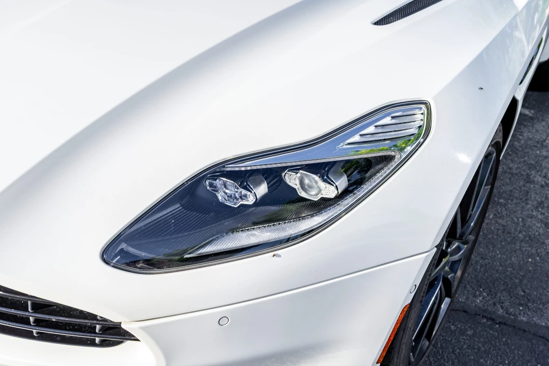2018 Aston Martin DB11 V12 - Image 18 of 31