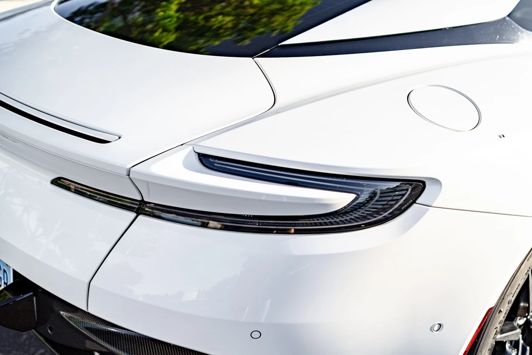 2018 Aston Martin DB11 V12 - Image 22 of 31