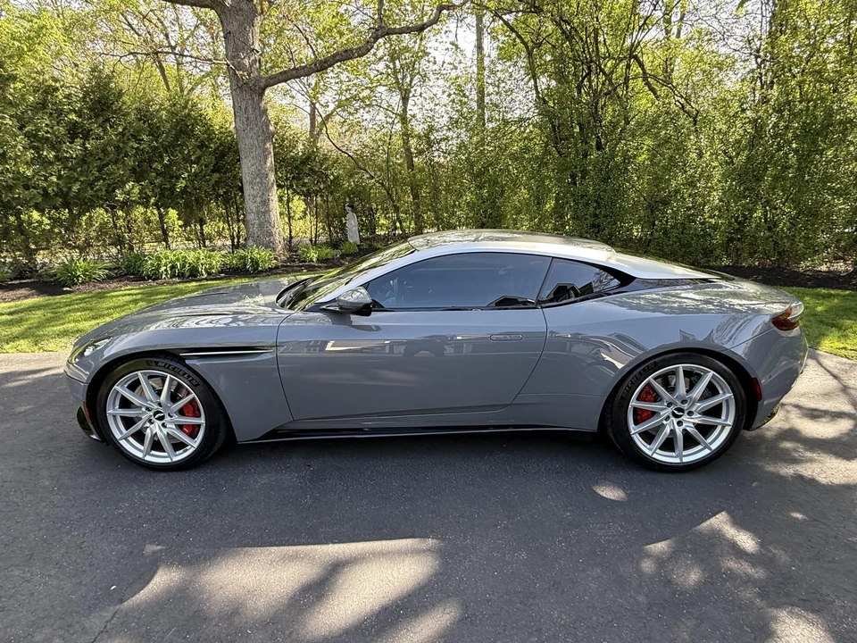 2018 Aston Martin DB11 V12 - Image 17 of 31
