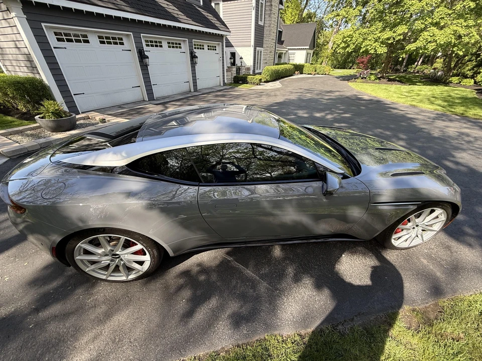 2018 Aston Martin DB11 V12 - Image 8 of 31