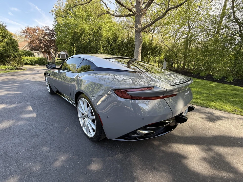 2018 Aston Martin DB11 V12 - Image 16 of 31