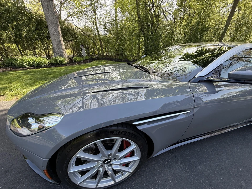 2018 Aston Martin DB11 V12 - Image 19 of 31