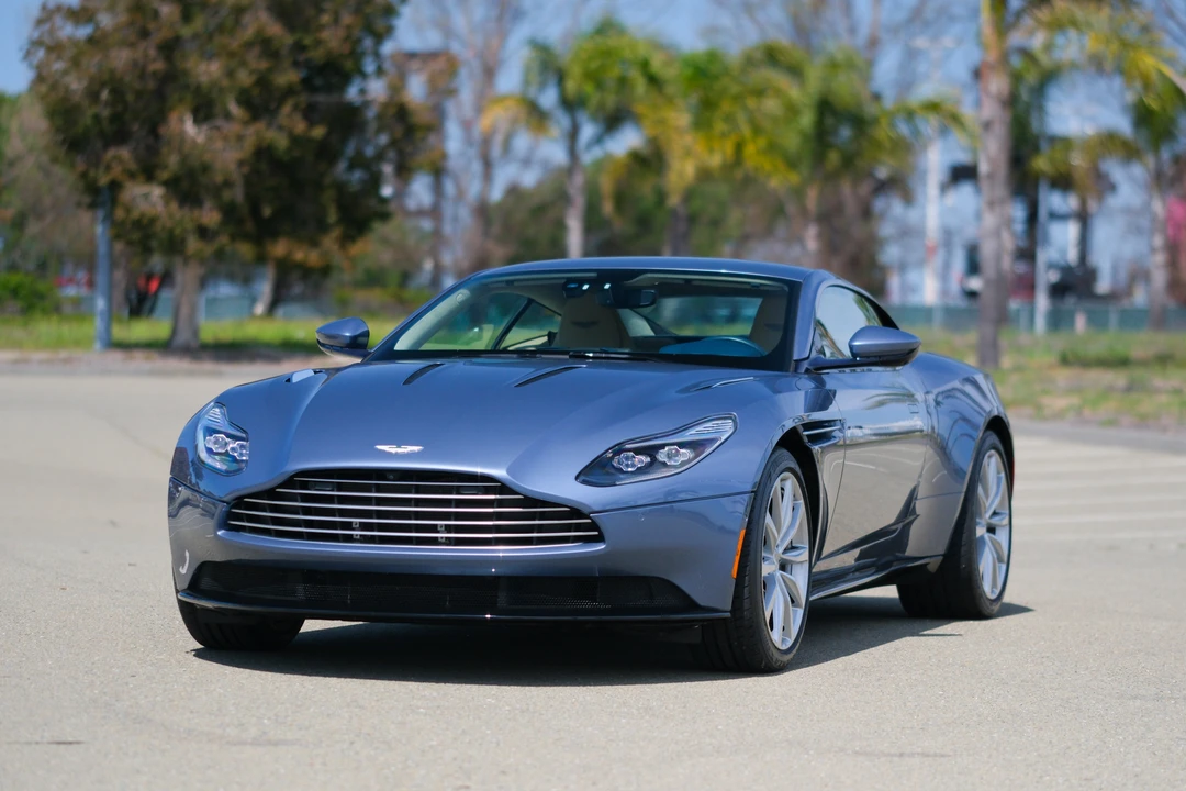 2018 Aston Martin DB11 V12 - Image 3 of 31