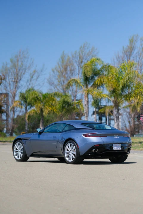 2018 Aston Martin DB11 V12 - Image 17 of 31