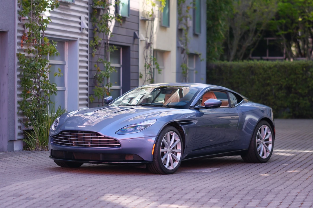 2018 Aston Martin DB11 V12 - Image 26 of 31