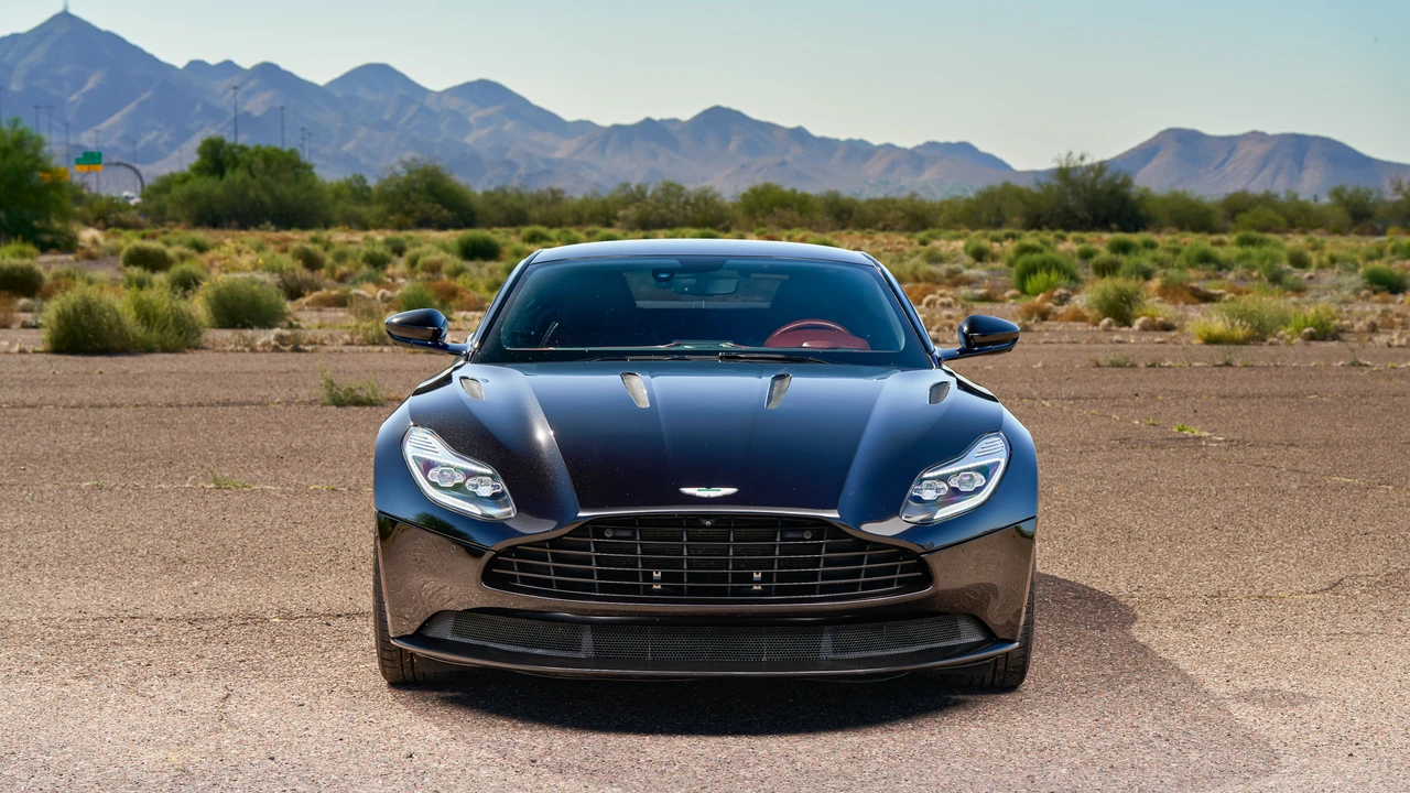 2018 Aston Martin DB11 V12 - Image 11 of 31