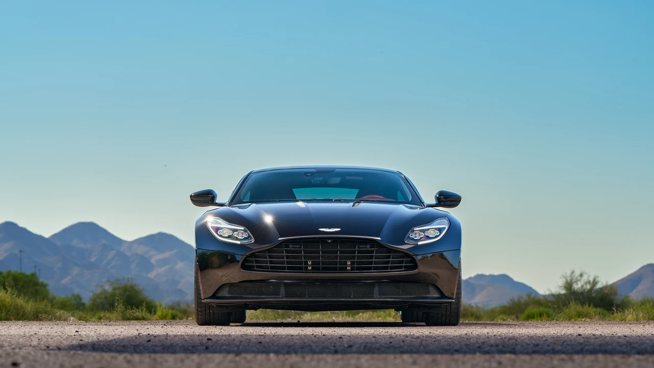 2018 Aston Martin DB11 V12 - Image 13 of 31