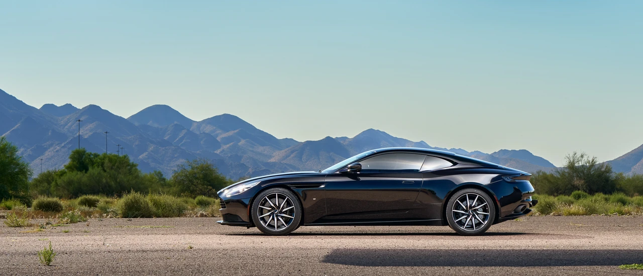 2018 Aston Martin DB11 V12 - Image 8 of 31