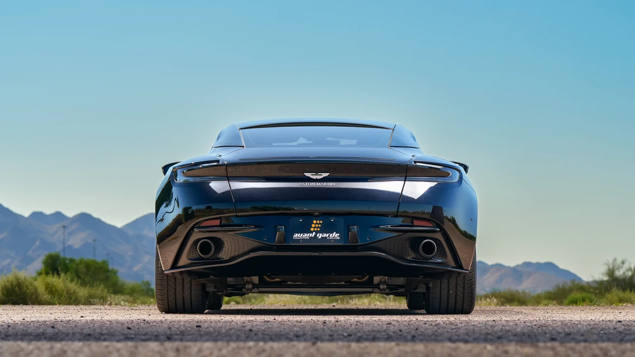 2018 Aston Martin DB11 V12 - Image 14 of 31