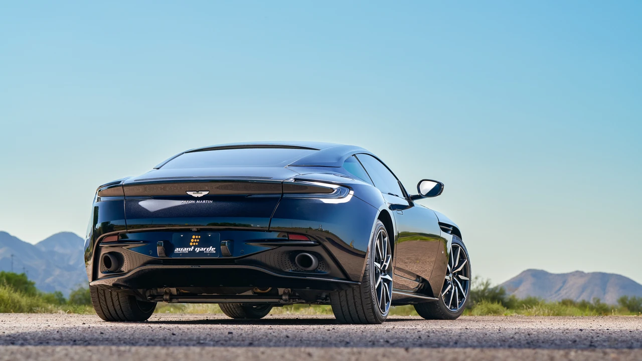 2018 Aston Martin DB11 V12 - Image 24 of 31