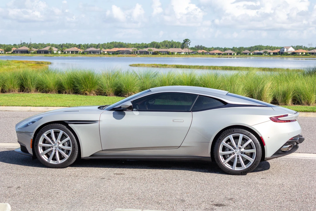 2018 Aston Martin DB11 V12 - Image 2 of 31