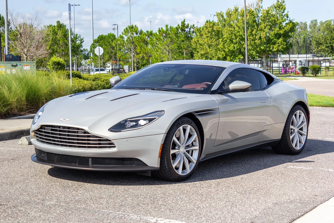 2018 Aston Martin DB11 V12 - Image 7 of 31