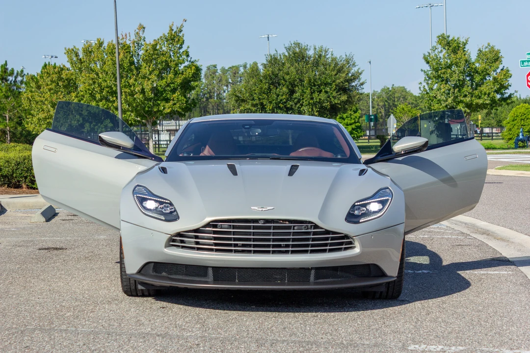 2018 Aston Martin DB11 V12 - Image 11 of 31