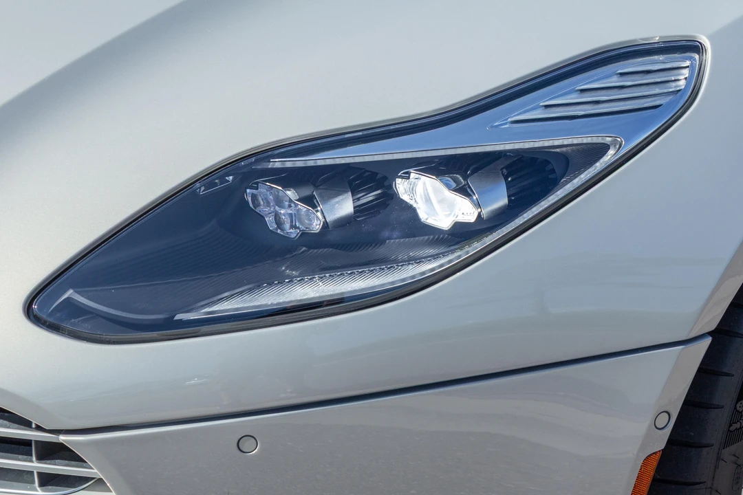 2018 Aston Martin DB11 V12 - Image 23 of 31