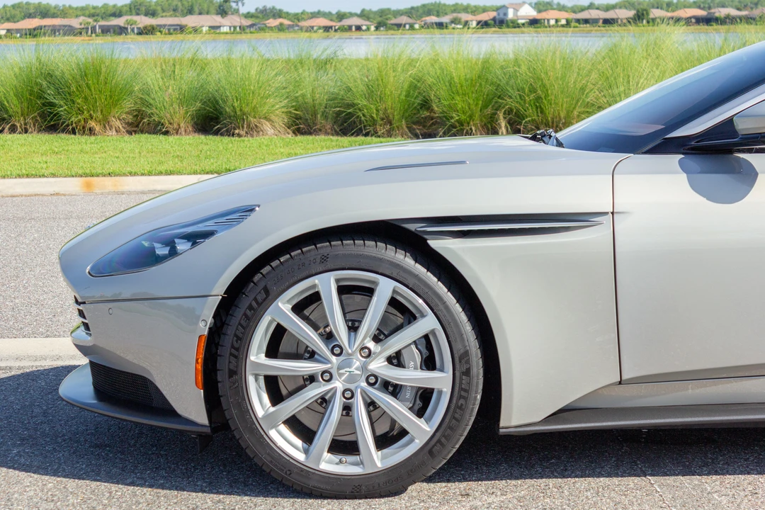 2018 Aston Martin DB11 V12 - Image 29 of 31