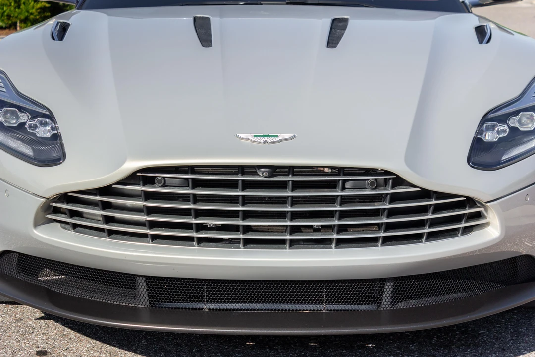 2018 Aston Martin DB11 V12 - Image 25 of 31