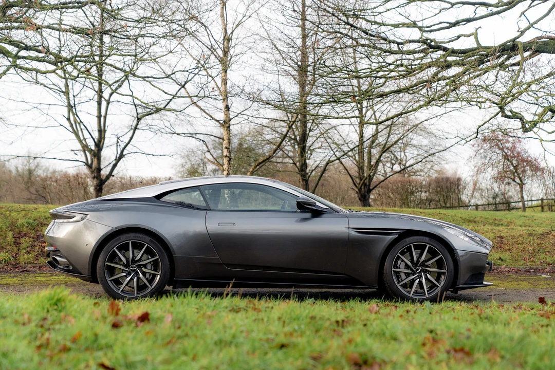 2018 Aston Martin DB11 V12 - Image 8 of 31