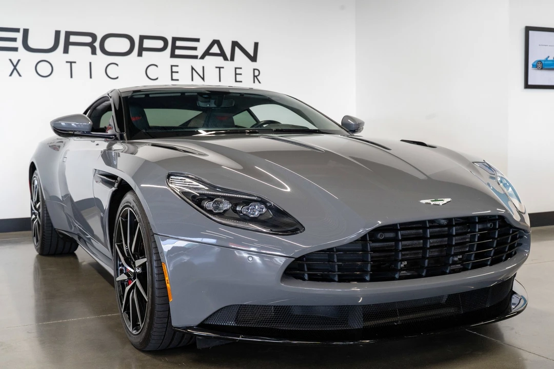 2018 Aston Martin DB11 V12 - Image 30 of 31