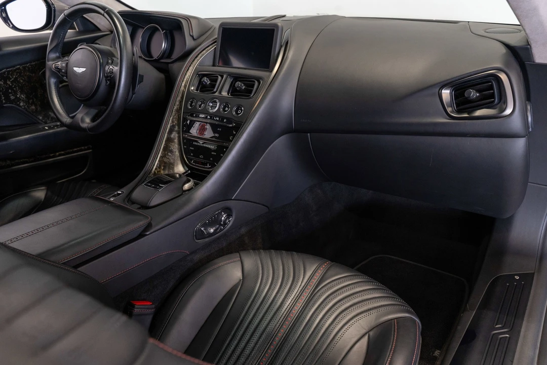 2018 Aston Martin DB11 V12 - Image 14 of 31