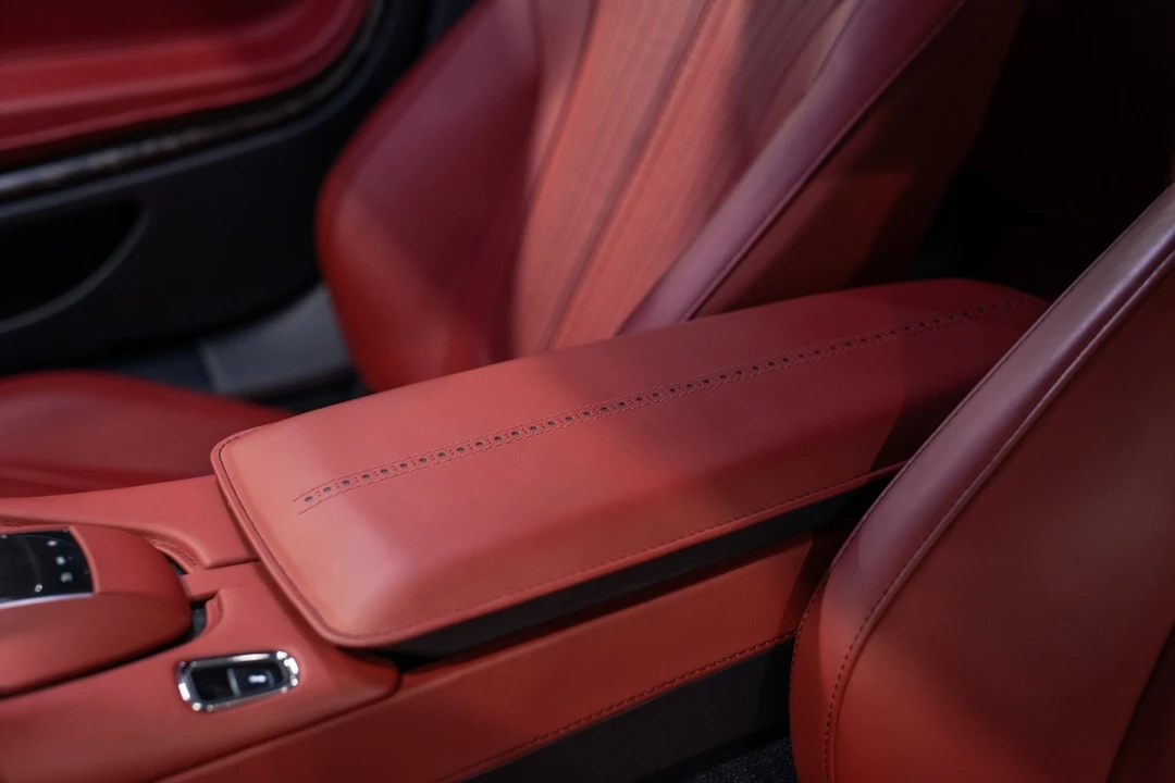 2018 Aston Martin DB11 V12 - Image 29 of 31