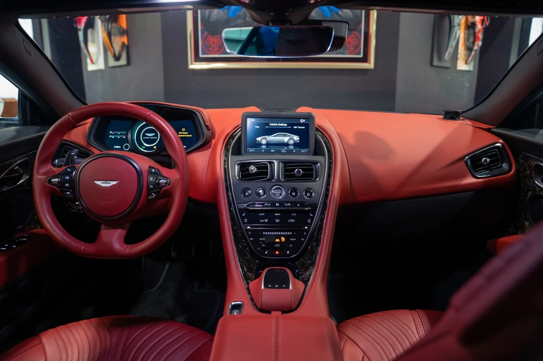 2018 Aston Martin DB11 V12 - Image 2 of 31