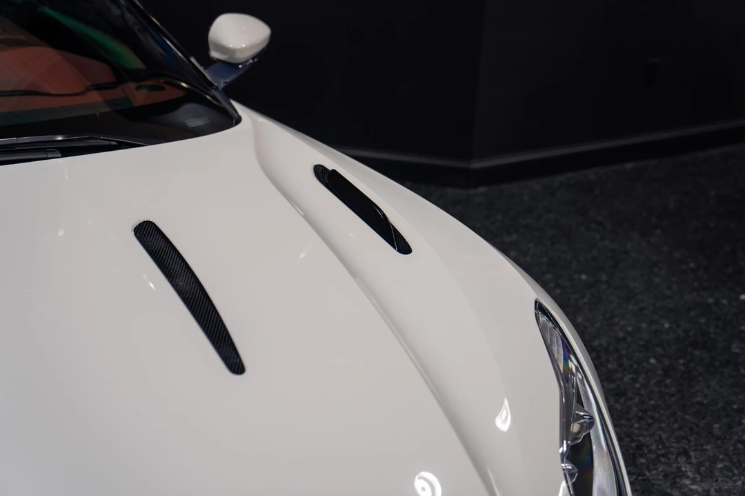 2018 Aston Martin DB11 V12 - Image 12 of 31