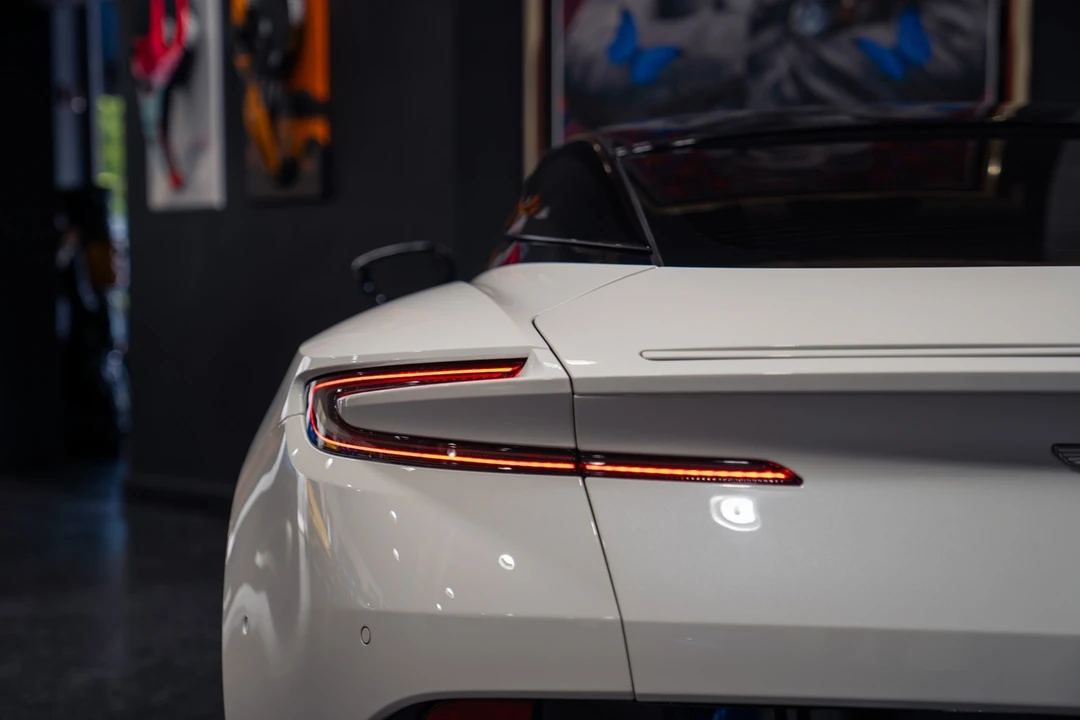 2018 Aston Martin DB11 V12 - Image 20 of 31