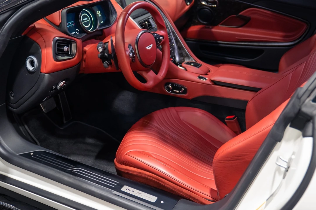 2018 Aston Martin DB11 V12 - Image 22 of 31