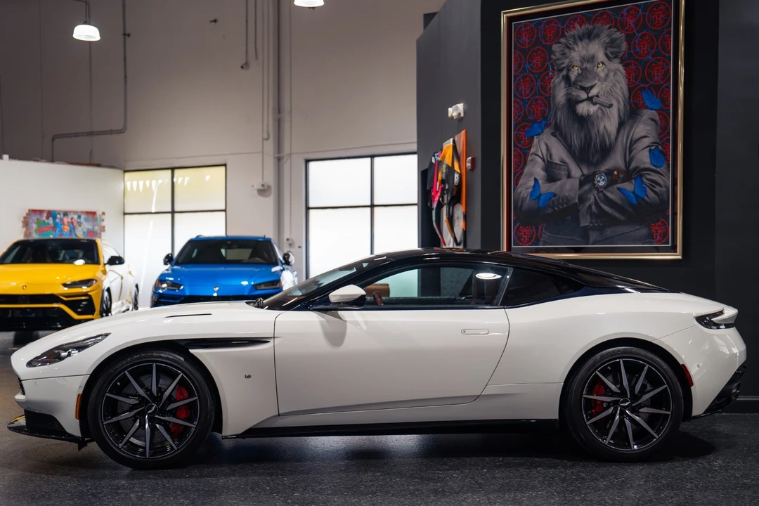 2018 Aston Martin DB11 V12 - Image 9 of 31