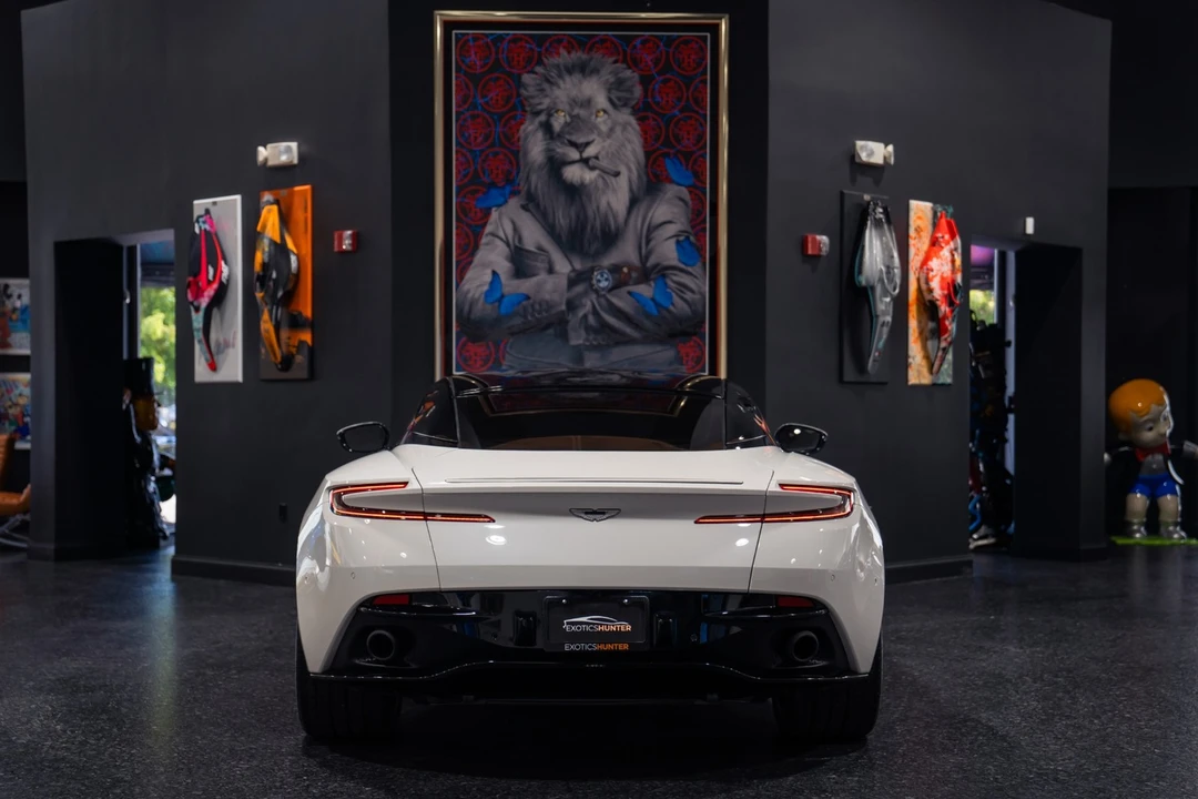 2018 Aston Martin DB11 V12 - Image 7 of 31