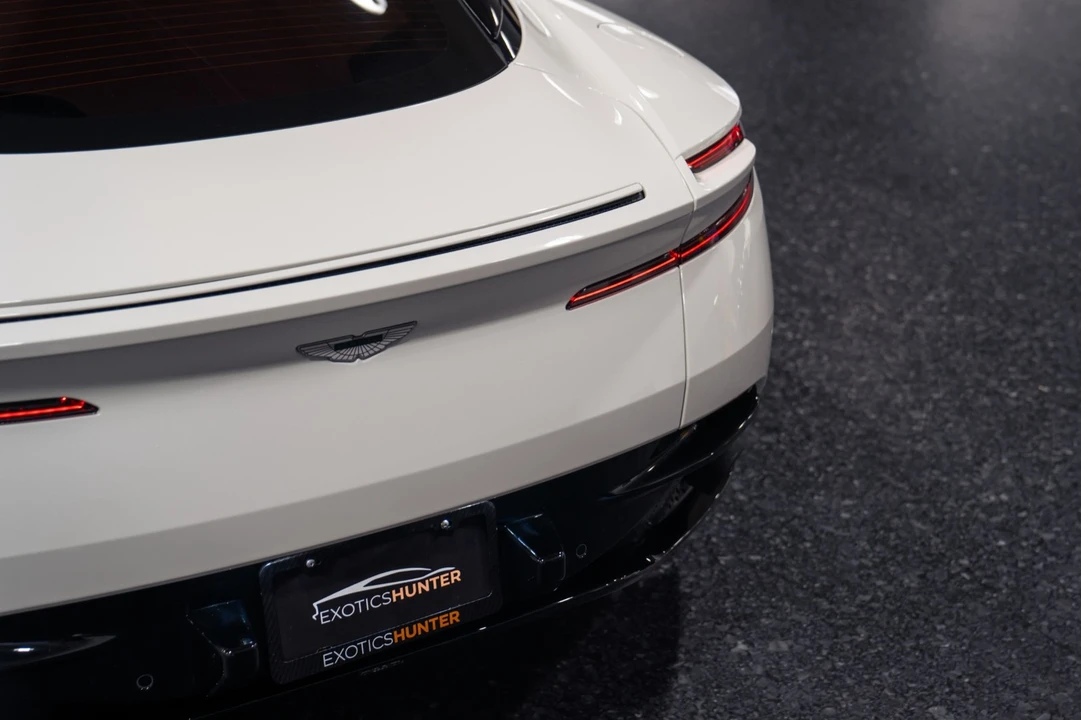 2018 Aston Martin DB11 V12 - Image 19 of 31