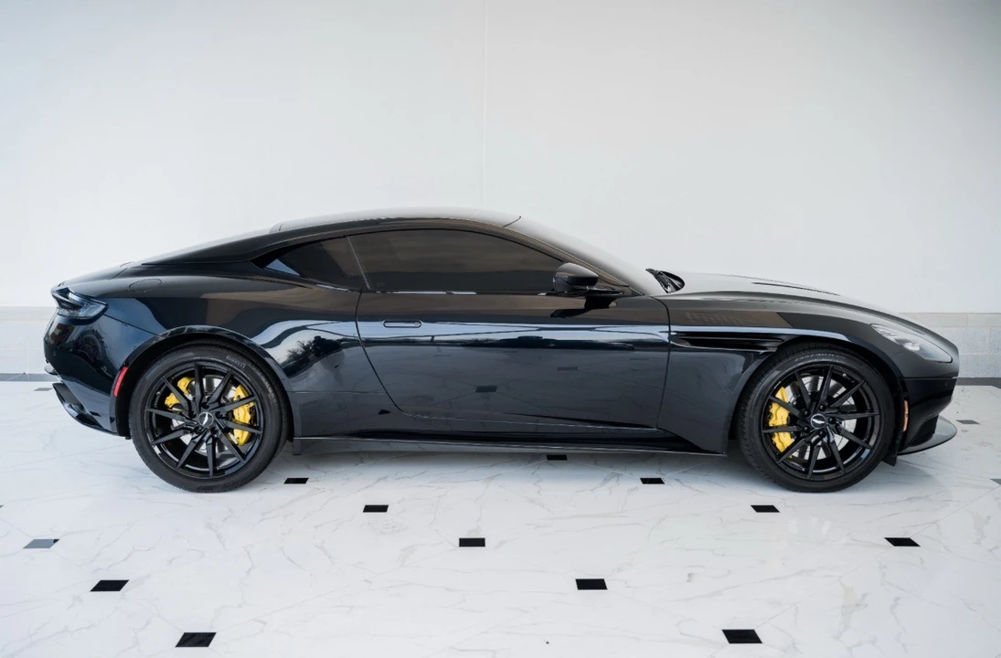 2018 Aston Martin DB11 V12 - Image 2 of 21