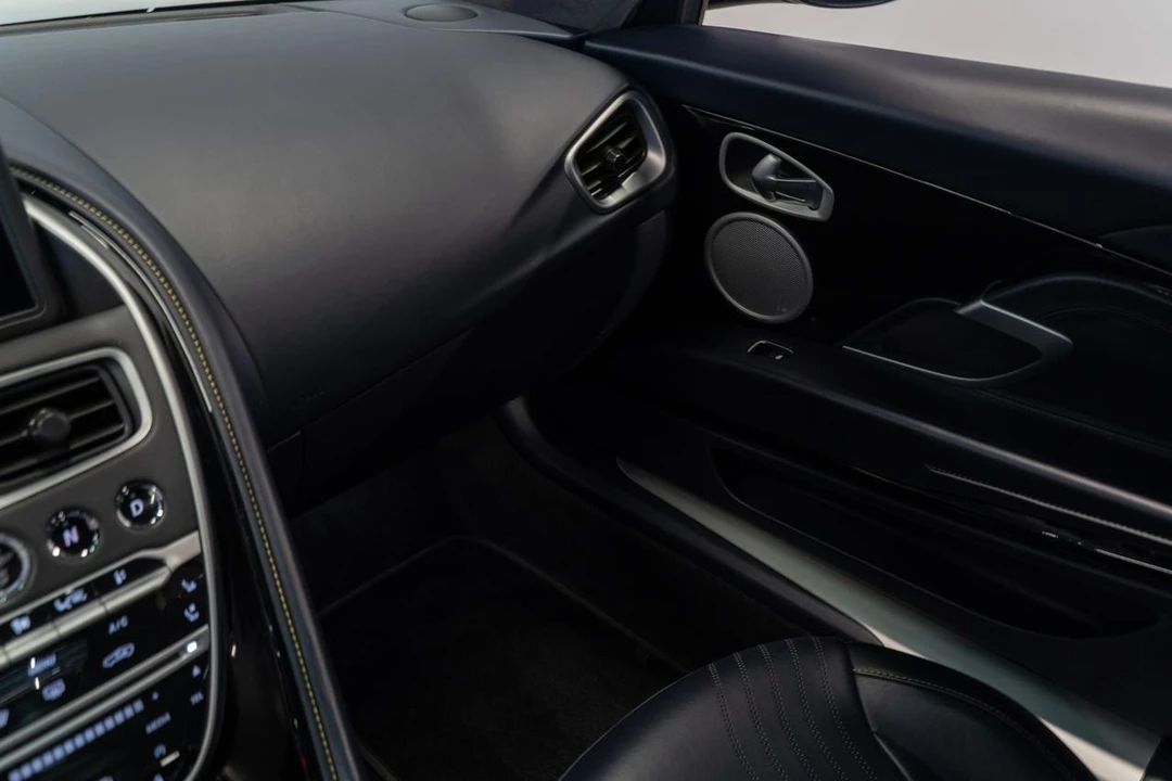 2018 Aston Martin DB11 V12 - Image 15 of 21