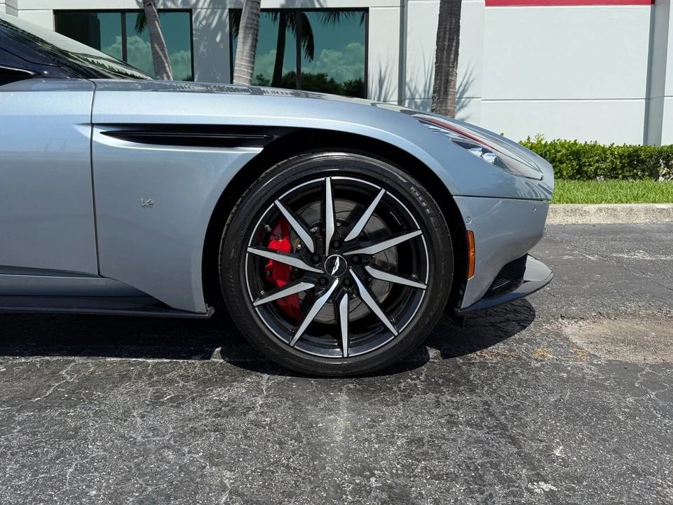 2018 Aston Martin DB11 V12 - Image 5 of 21