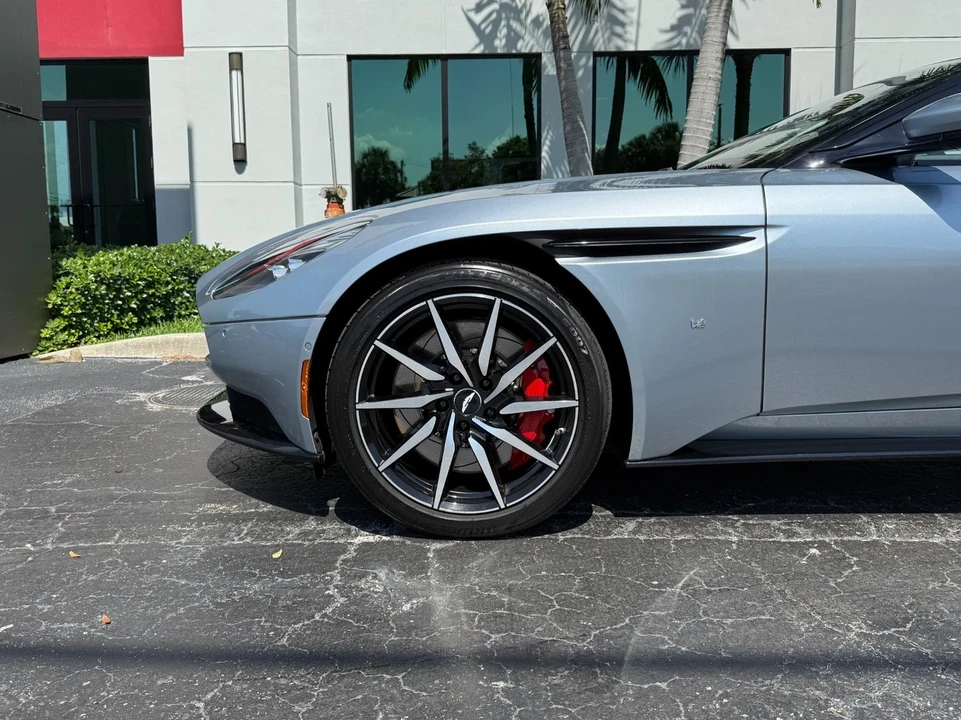 2018 Aston Martin DB11 V12 - Image 15 of 21