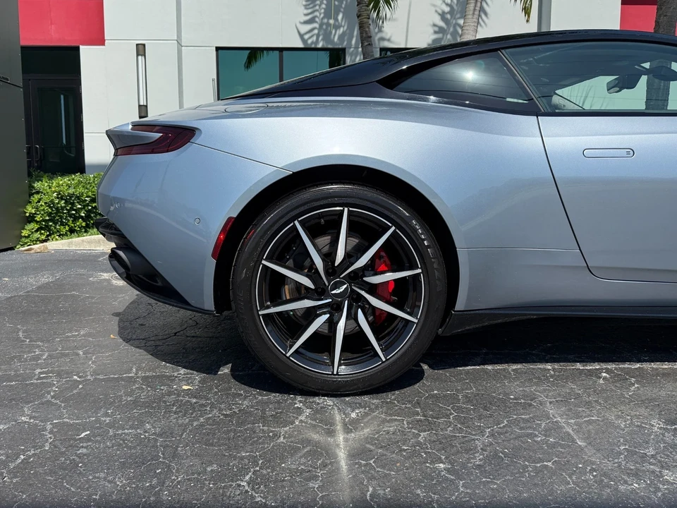 2018 Aston Martin DB11 V12 - Image 6 of 21