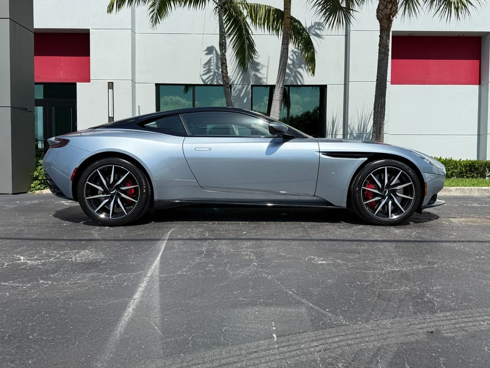 2018 Aston Martin DB11 V12 - Image 4 of 21