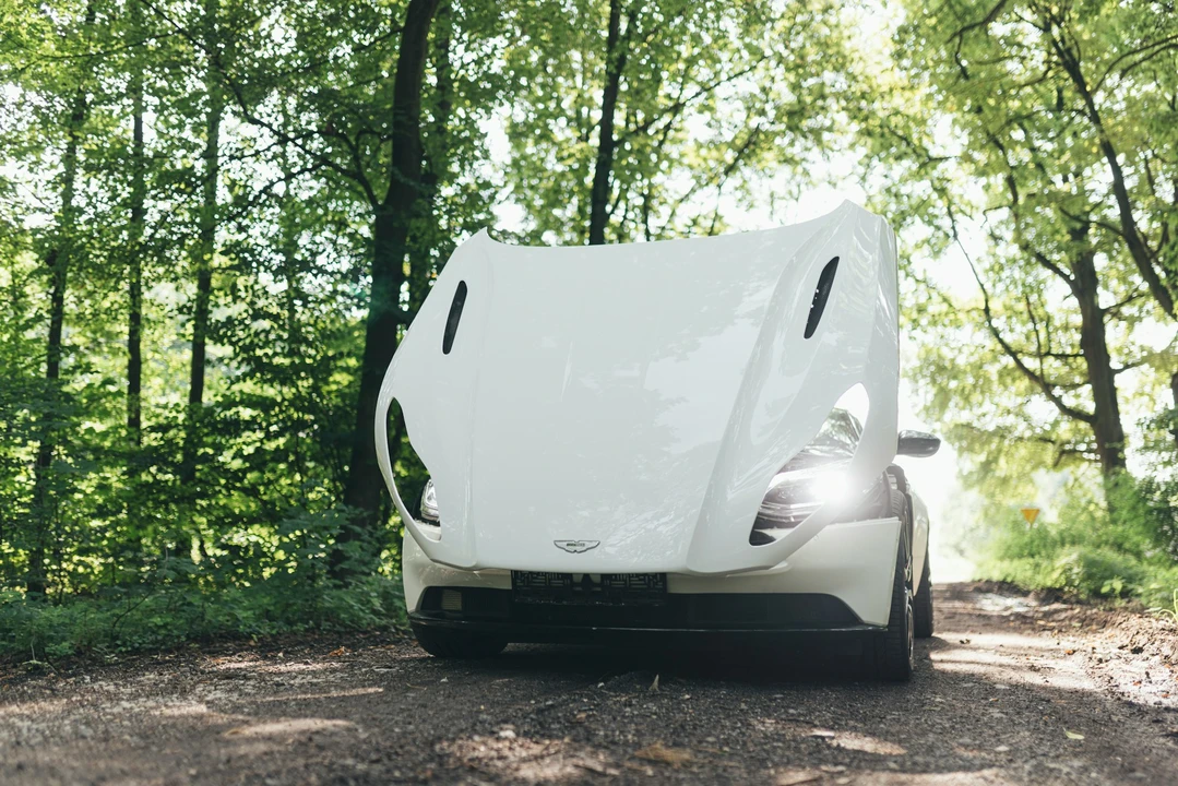 2018 Aston Martin DB11 V8 - Image 18 of 21