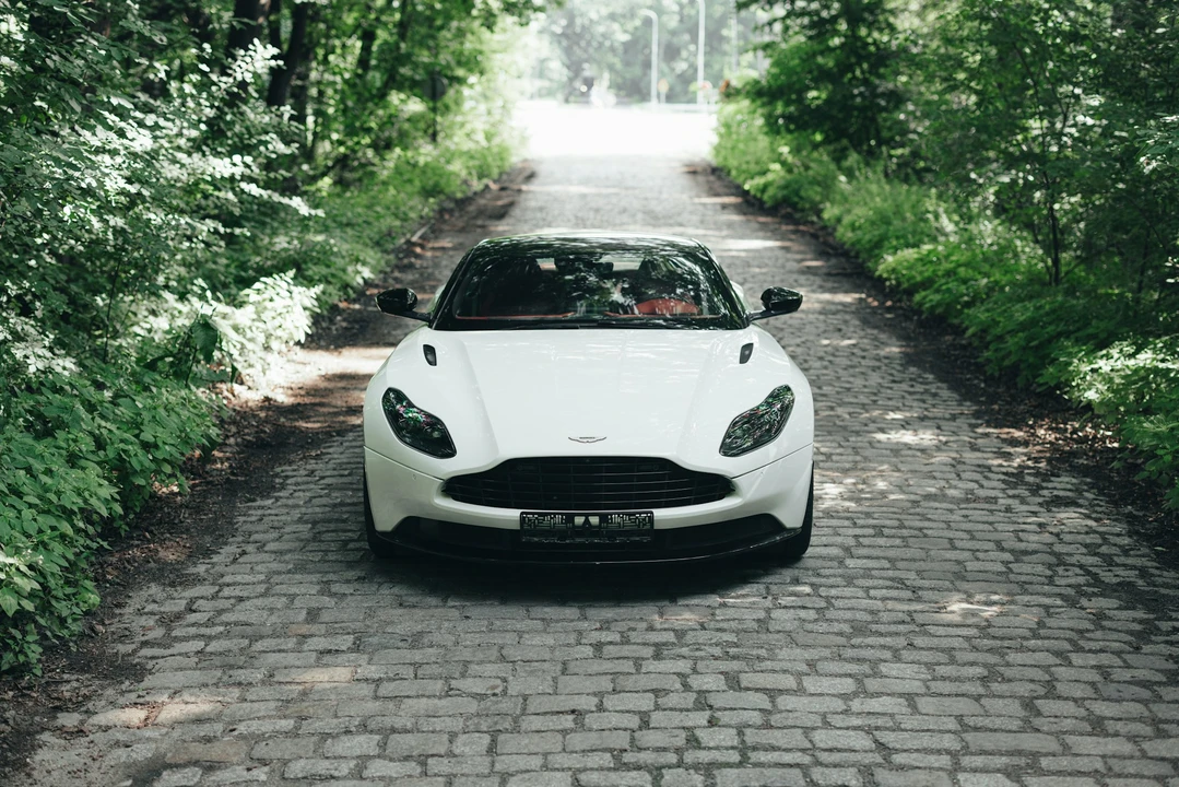 2018 Aston Martin DB11 V8 - Image 15 of 21